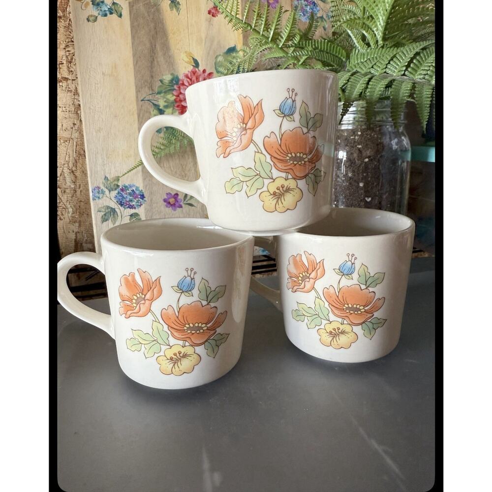 VINTAGE CORELLE BY CORNING FLORAL COFFEE MUGS TEA CUPS Set Of 3